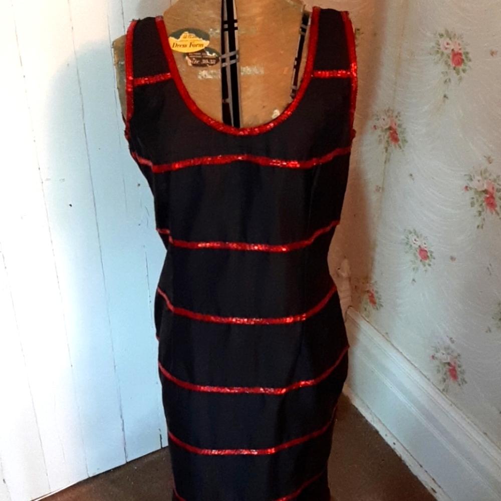 Laurence Kazar cocktail wiggle dress